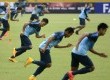 Sejumlah pemain timnas Indonesia melakukan pemanasan saat sesi latihan di Stadion Utama Gelora Bung Karno, Jakarta, Kamis (13/11).  (Antara/Prasetyo Utomo)