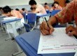 6.410 Sekolah Jadi Sasaran Penerapan Kurikulum 2013 para siswa mengikuti pelaksanaan ujian nasional un hari 130418172208 631 6.410 Sekolah Jadi Sasaran Penerapan Kurikulum 2013