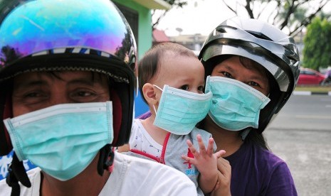 Bahaya Intai Pemakai Masker Sekali Pakai Lebih dari 8 Jam