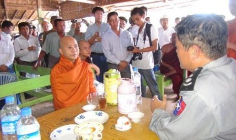 Biksu Myanmar: Muslim Harus Murtad Kalo Nikahi Cewek ...