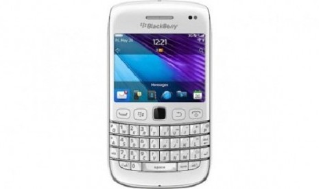 BlackBerry 9790 Bellagio Pure White