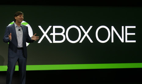  Don Mattrick, President of Interactive Entertainment Business for Microsoft, mengenalkan konsol games generasi terbaru Xbox One di Redmond, Washington, Selasa, 21 Mei 2013. 