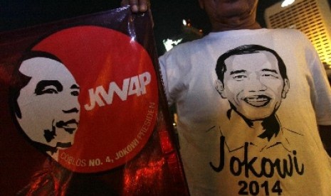 Dukungan Jokowi untuk pencapresannya.
