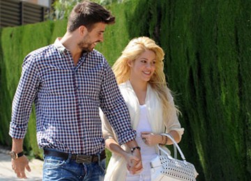 Shakira-Gerard Bawa Milan Pulang