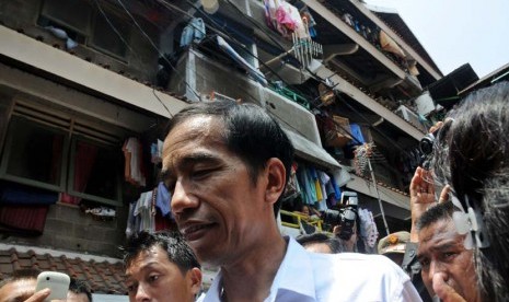 Jokowi Prihatin Lihat Kondisi Kawasan Kumuh Jakut