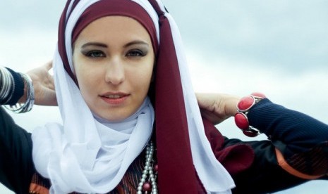 Pakaian Hijab yang Pantas Menurut Agama 