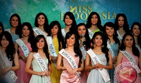  Indonesia on Vania Larissa  Miss Indonesia 2013   Republika Online