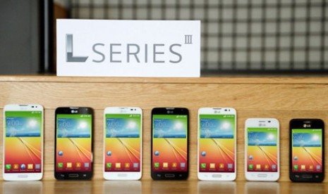 Jajaran ponsel cerdas LG yang masuk dalam keluarga L Series III. 