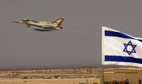 Jet tempur Israel, F-16 lepas landas.