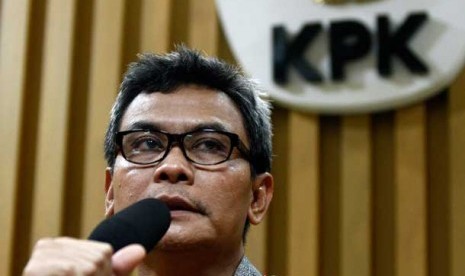 <b>Juru bicara</b> KPK Johan Budi - juru-bicara-kpk-johan-budi-_130222200048-334