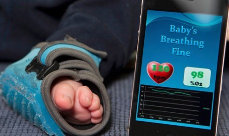 Monitor Jantung Bayi Kini Bisa Lewat Kaos Kaki