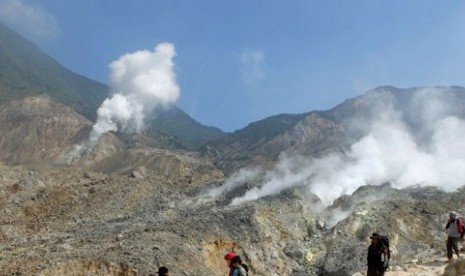 Strategi Pengelola Gunung Papandayan Tarik Wisman 