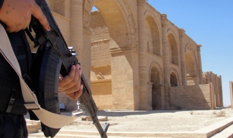 Kota kuno Hatra yang dihancurkan militan ISIS.