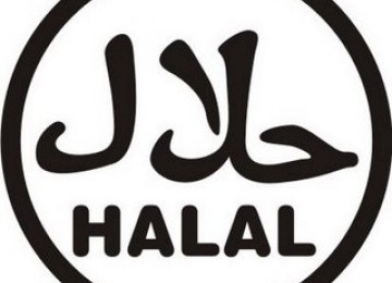 Ulama: Makanan Buatan Non-Muslim Halal