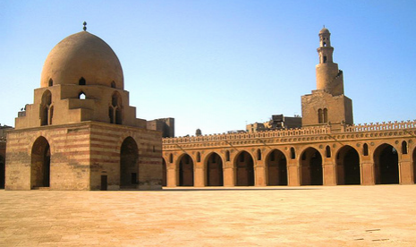 masjid-ibnu-tulun-di-kairo-mesir-_120822193414-474.jpg
