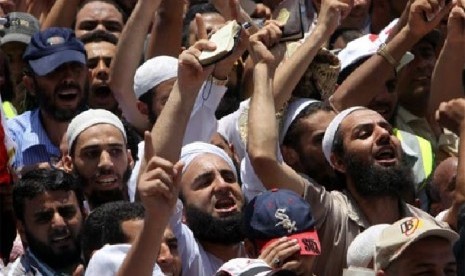 Para pendukung Partai Salafi di Mesirt