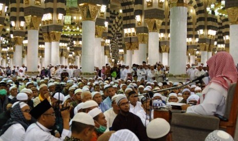 Pengajian berbahasa Indonesia di Masjid Nabawi dihadiri ribuan jamaah.