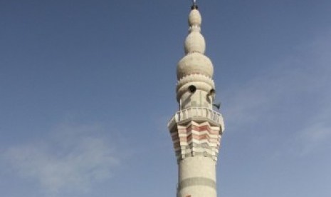 Arab Saudi Imbau Masjid Atur Pengeras Suara 