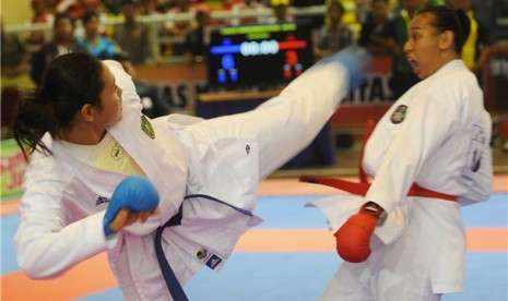 Atlet Karate Muda Indonesia Torehkan Prestasi di Swiss