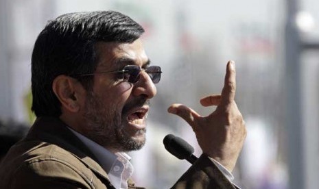 Pidato Ahmadinejad 'Bakar' Podium PBB