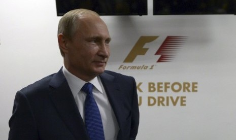 Presiden Rusia Vladimir Putin di sela-sela F1 Russia Grand Prix di Sochi (11/10).