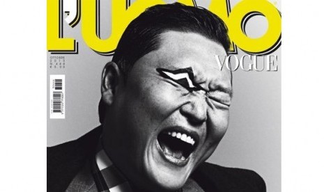 Psy tampil sebagai cover untuk majalah Vogue Italia