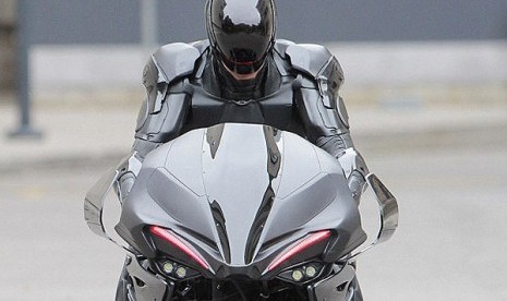 Robocop Punya Tunggangan Baru, Rilis Ditunda