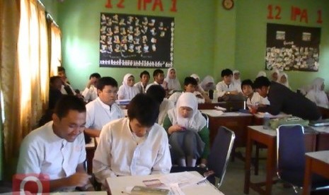 SMA Islam PB Soedirman Canangkan Sekolah Tanpa Buku