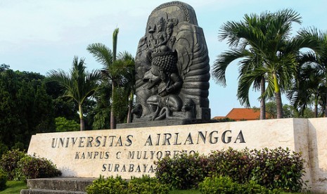 Universitas Airlangga (Unair) Surabaya.