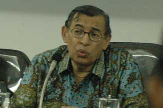Prof Dr HM Quraish Shihab : 'Islam Mensyaratkan Demokrasi'    
