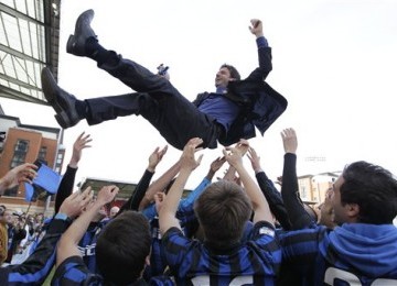 Balotelli Interupsi Pelatih Baru Inter Milan