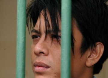 Ariel Peterpan Diperkirakan Bebas Desember 2012