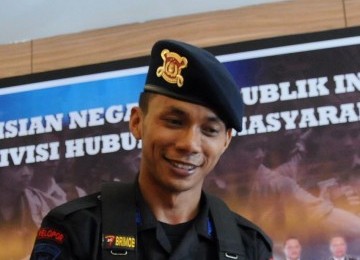 Meriahkan HUT Gorontalo Utara, Briptu Norman Sepanggung dengan Slank