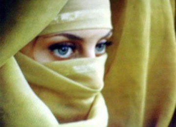 Senin Prancis Resmi Larang Burqa, 61 Orang Sudah Ditangkap Gara-gara Protes Aturan Ini