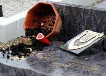 Makam Tentara Muslim Dinodai, Turki Tuntut Perancis