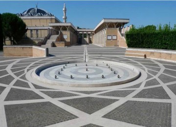 Masjid Agung Roma: Simbol Toleransi di Jantung Katolik