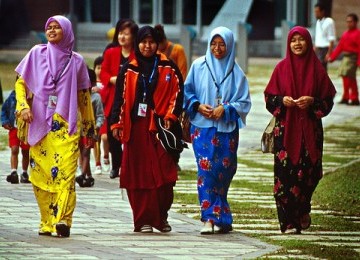 Muslimah Malaysia. Ilustrasi Muslimah Malaysia. Ilustrasi