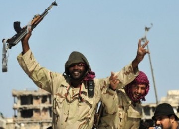 [Image: pasukan-pemberontak-anti-qaddafi-di-sirt...34-389.jpg]