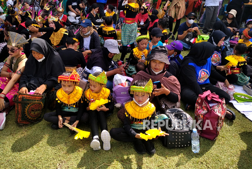 Lima Ribu Penari Ramaikan Jogja Menari Ii Di Candi Prambanan