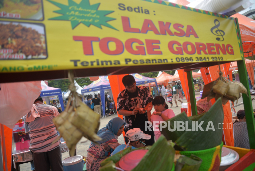 Beragam Kuliner Khas Betawi Dan Minangkabau Di Vesta Lebaran Jakarta