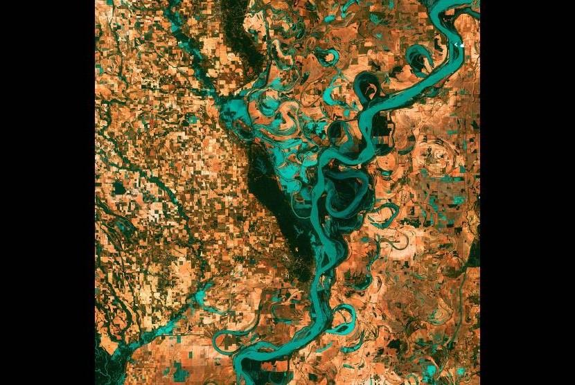 Lukisan Bumi Yang Dilihat Dari Luar Angkasa [ www.BlogApaAja.com ]
