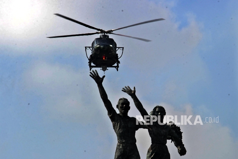 Lima Penumpang Helikopter TNI AD yang Jatuh Dilaporkan Tewas