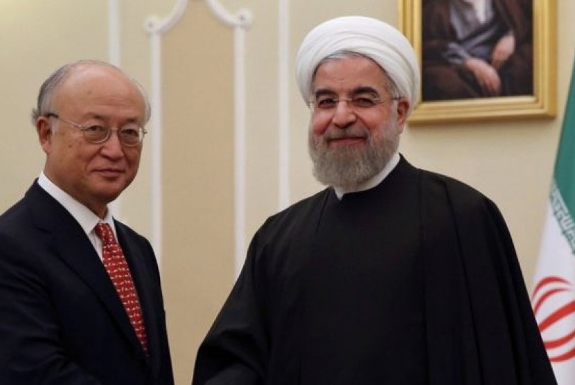 Kepala badan pengawas nuklir dunia IAEA Yukiya Amano juga bertemu dengan Presiden Iran Hassan Rouhani.