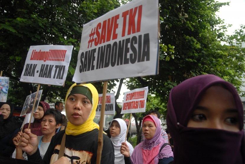 Aksi menuntut kesejahteraan tenaga kerja Indonesia (TKI). (Ilustrasi)