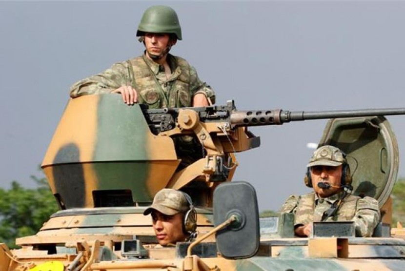 Militer Turki disiagakan untuk melawan pengikut Partai Pekerja Kurdi.