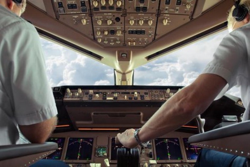 Lima Aturan Unik untuk Pilot Selama Penerbangan - Berita 