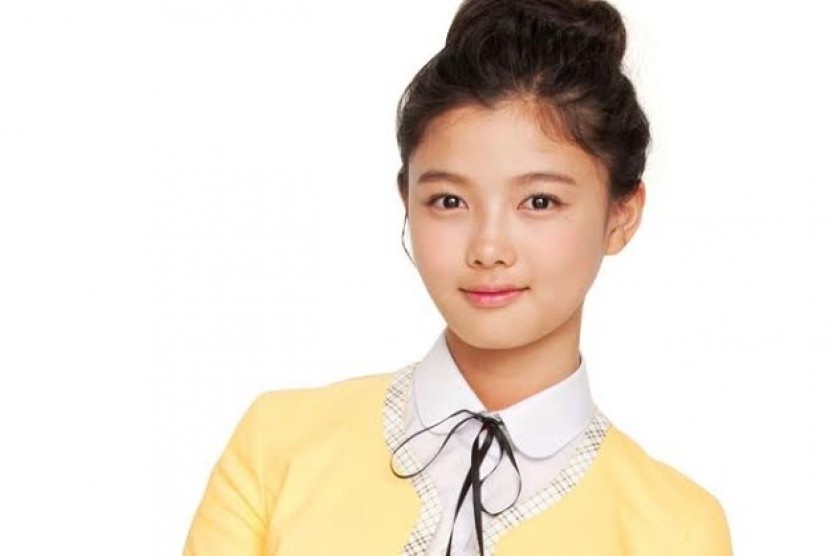 Salah satu aktris remaja terkaya di <b>Korea Selatan</b>, Kim Yoo Jung - salah-satu-aktris-remaja-terkaya-di-korea-selatan-kim-_131210152431-105
