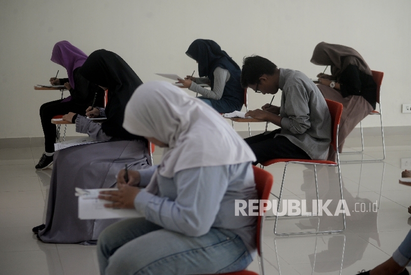 Ujian Sbmptn Berlangsung Serentak Hari Ini Republika Online