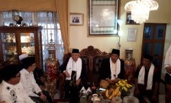 Kiai Ma'ruf Tepis Anggapan Jokowi Anti-Islam