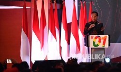 Jelang Pencoblosan, Jokowi Minta TKN Lawan Hoaks dan Fitnah